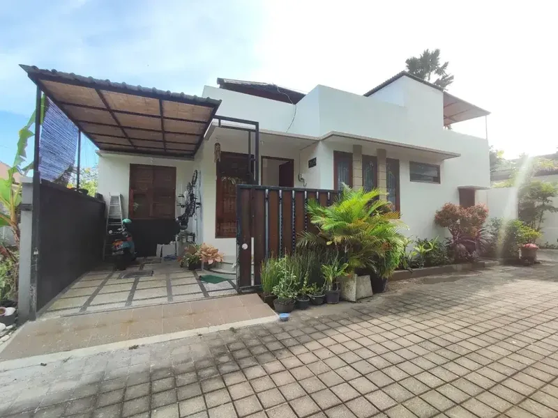 Rumah Minimalis 1 Lantai Murah di Jalan Pura Masuka, Ungasan, 400 Meter Dari Raya Uluwatu (Pasar Ampera) - Real Estate in Bali