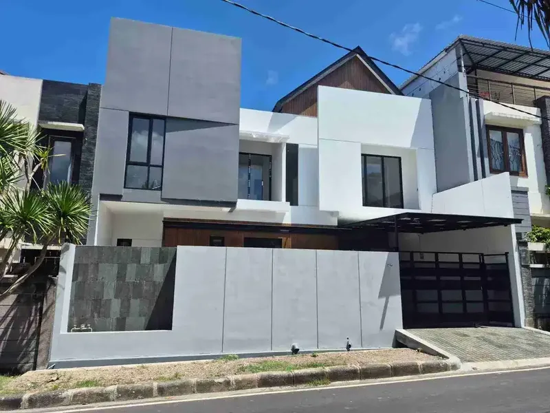 RUMAH BARU DI TAMAN MUMBUL KAWASAN PEMUKIMAN NYAMAN DAN ASRI - Real Estate in Bali
