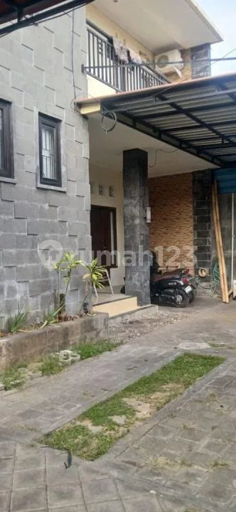 Sewakan Rumah Full Furnished Lingkungan Nyaman Akses Bagus Dekat Sanur dan Renon - Bali in Bali
