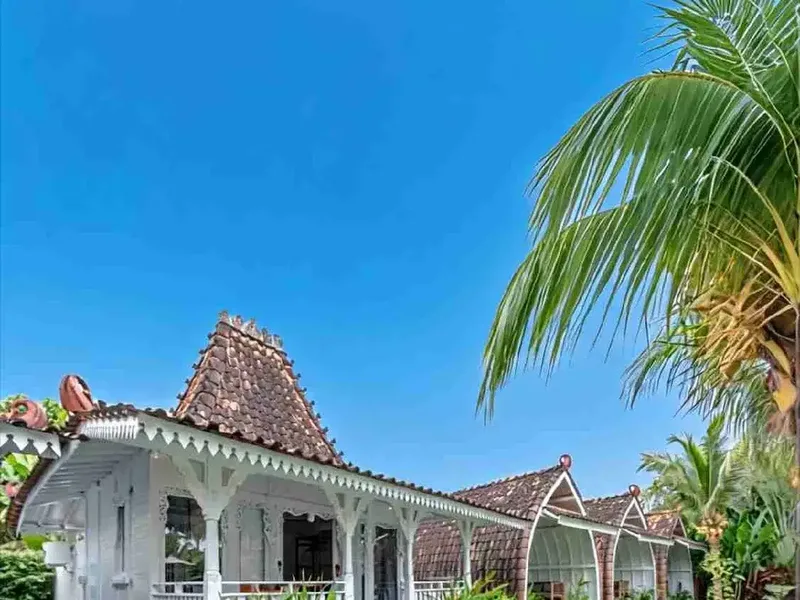 BOUTIQE HOTEL FOR SALE AT BINGIN BEACH PECATU ULUWATU BALI - Real Estate in Bali