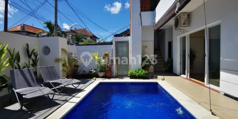 Villa Dijual Lokasi Berawa Canggu - Real Estate in Bali