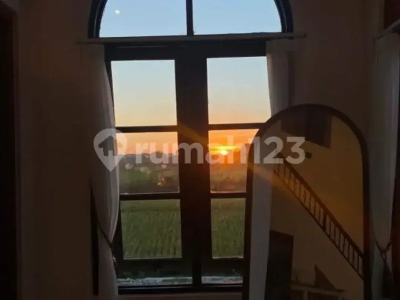 Rumah Baru Tiga Lantai di Kawasan Premium Denpasar Barat - Real Estate in Bali