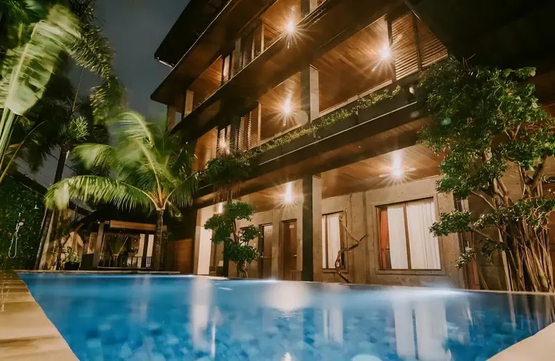 Hotel Dewi Sri legian Kuta Badung - Real Estate in Bali