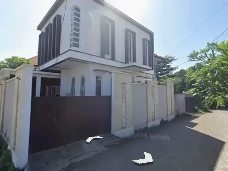 DIJUAL RUMAH MEWAH HOOK TUNJUNG SARI BALI - Real Estate in Bali