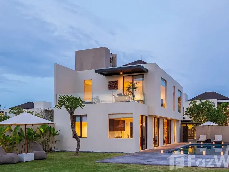 4 Bedroom Villa for sale in Sukawati, Bali - Real Estate in Bali