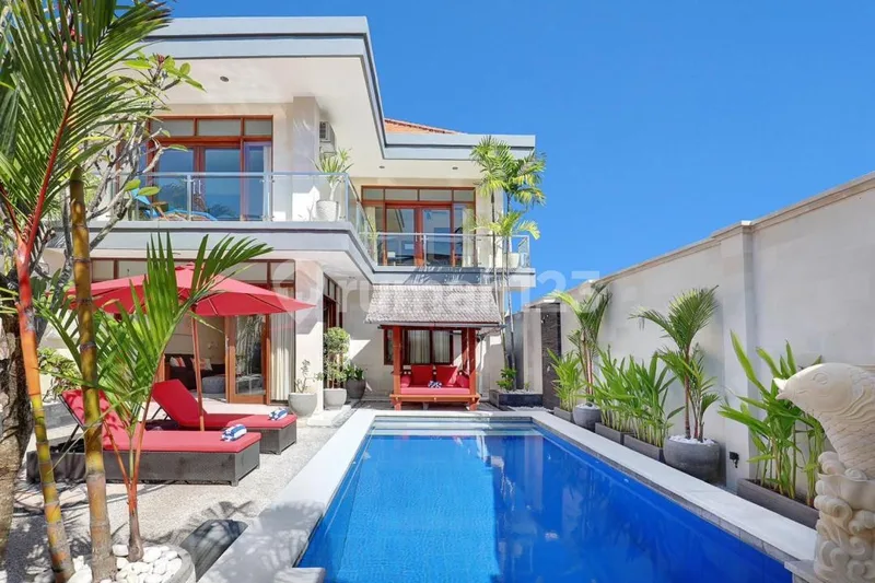 Dijual Villa 2 Lantai di Legian, Seminyak, Badung - Real Estate in Bali