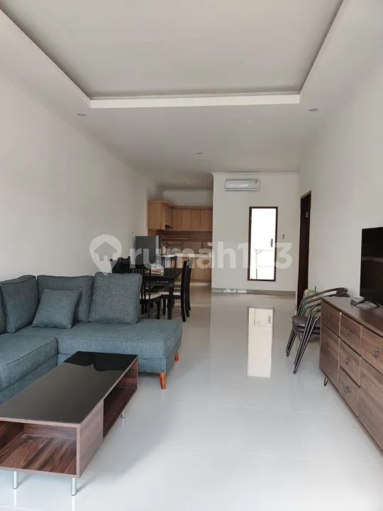 Rumah Modern 4 Bedroom Dalam Komplek Full Furnish di Seminyak - Real Estate in Bali