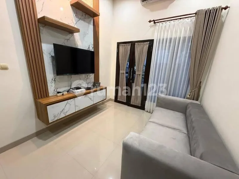 Rumah Minimalis 2 Lantai Furnish Siap Huni Berlokasi Strategis - Real Estate in Bali