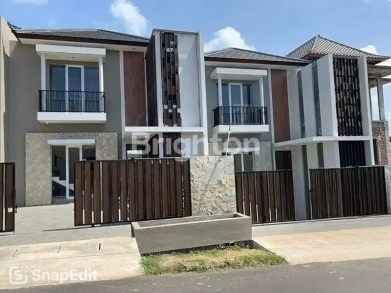 Villa 2 Lantai di Kawasan Taman Mumbul, Nusa Dua - Real Estate in Bali