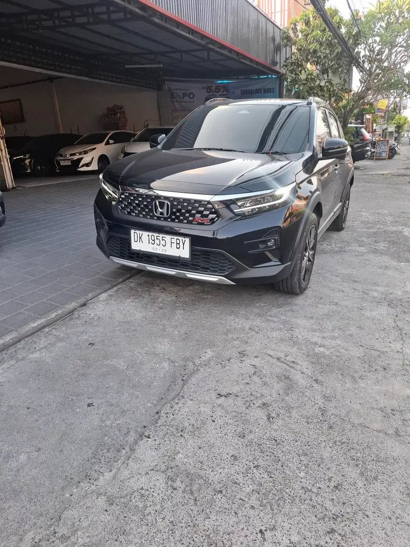 HONDA WRV RS 1.5 SENSING - Vehicles in Bali