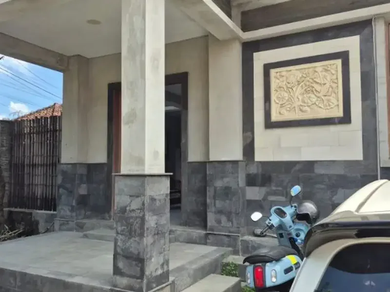RUMAH SEMI VILLA TENGAH KOTA DI PULAU AYU DENPASAR - Real Estate in Bali