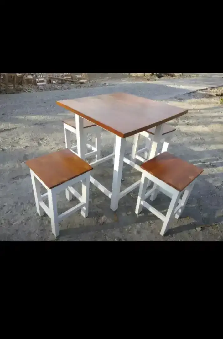 Jual meja kursi bahan kayu mahoni cocok buat resto - Home & Garden in Bali