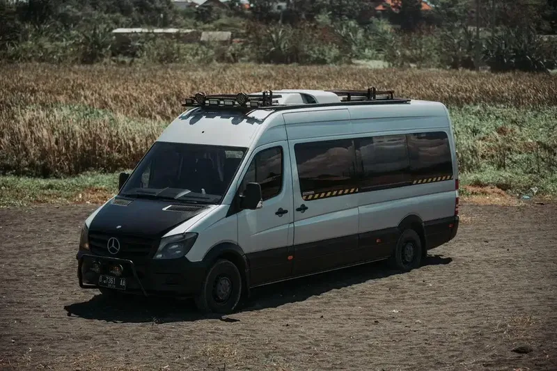Mercy sprinter 2014 modif campervan - Vehicles in Bali