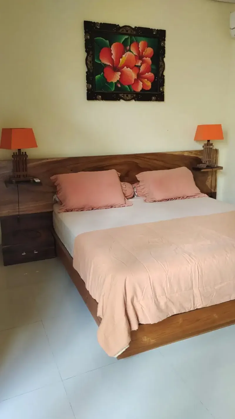 Rumah Cantik Minimalis Dekat Bali Kiddy Kerobokan Badung Bali - Real Estate in Bali