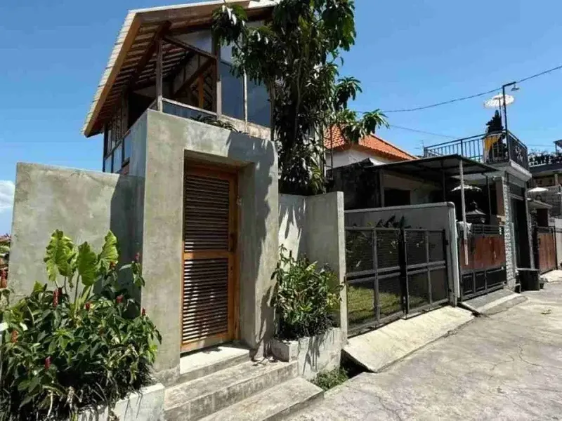 Rumah Tropis Industrial di Batubulan Gianyar - Real Estate in Bali