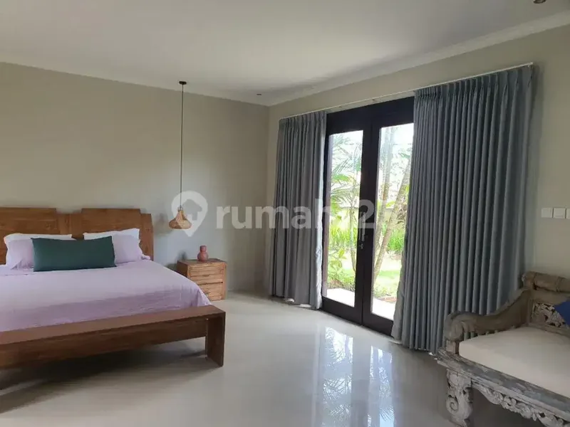 Villa Baru Pantai Cemagi 15M Seharga Tanah Kosong - Real Estate in Bali
