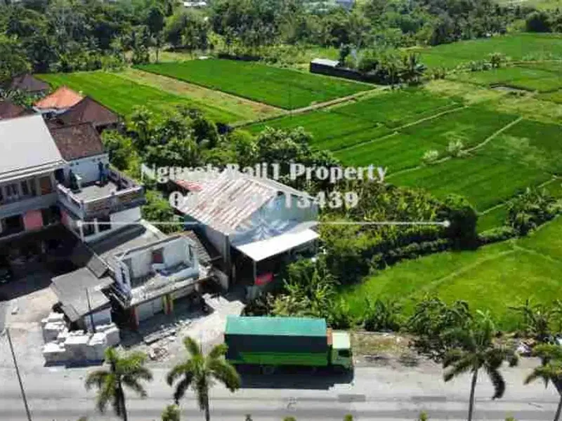 Dijual Tanah Luas 826 m2 sudah ada bangunan di Terminal Mengwitani Badung - Bali in Bali