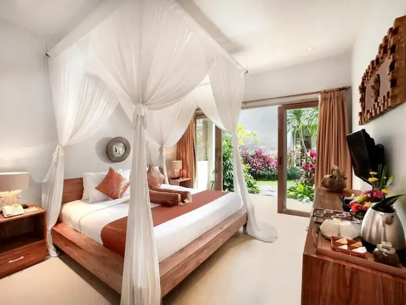 For sale  Di jual 4 Star Mini Hotel Loakasi in Lodtunduh UBUD gianyar bali  with Ricefield View - Real Estate in Bali