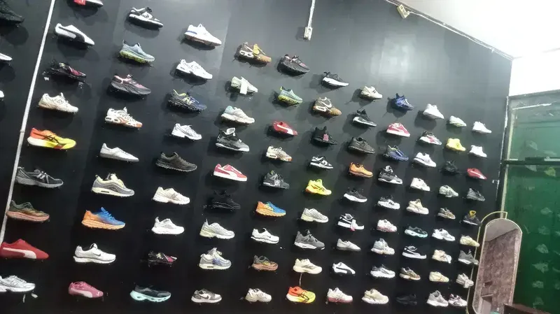 Sepatu import pria - Fashion in Bali