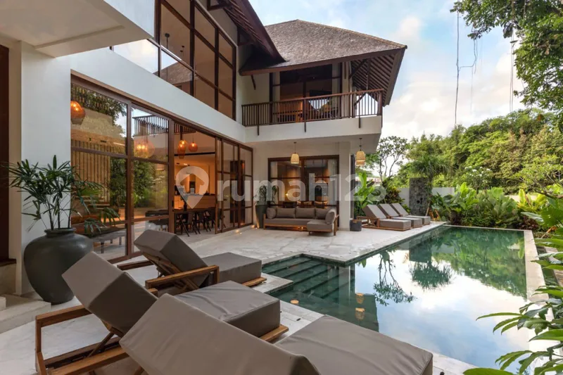 5 Bedrooms, Jungle View, Pool - Brand New Villa In Nuanu, Nyanyi - Real Estate in Bali