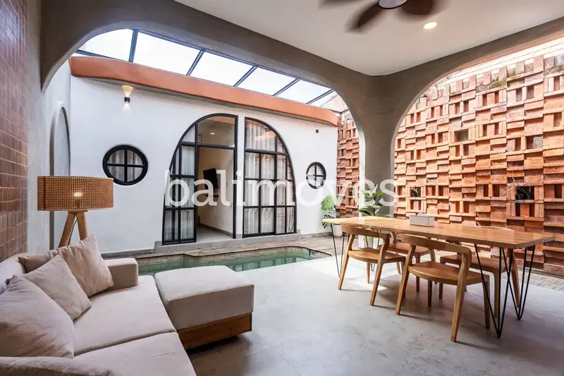 Vila Dua Kamar Tidur Minimalis Di Sanur - Real Estate in Bali
