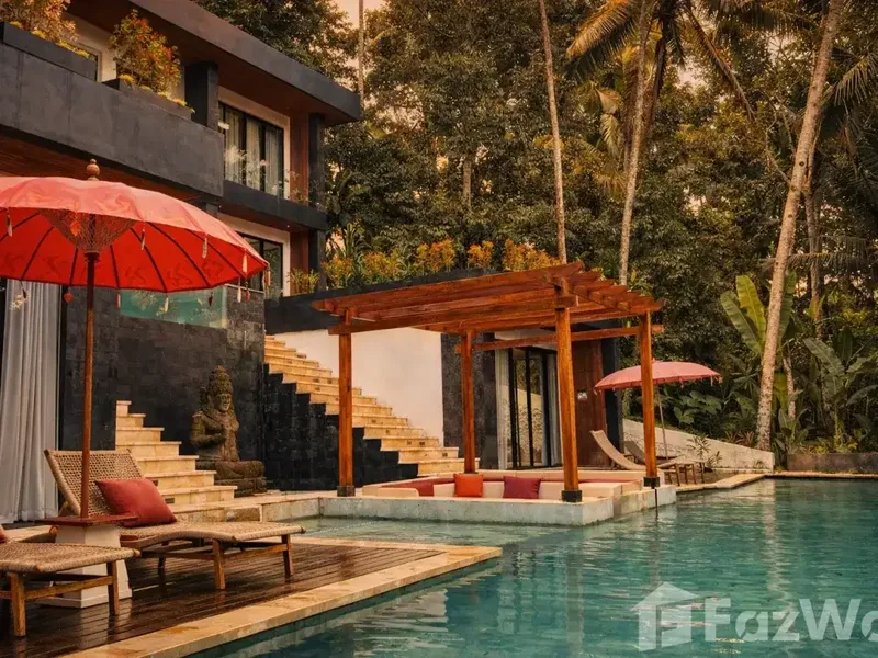 4 Bedroom Villa for sale in Tampak Siring, Bali - Real Estate in Bali