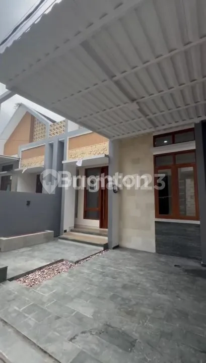 New Gress Rumah 1 lantai non Furnished siap huni akses bisa mobil dekat dengan jalan raya utama lokasi ditengah kota Denpasar area Denpasar Selatan - Bali in Bali