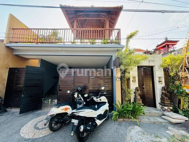 Villa Bangunan Baru Lingkungan Aman Nyaman Strategis di Seminyak - Real Estate in Bali