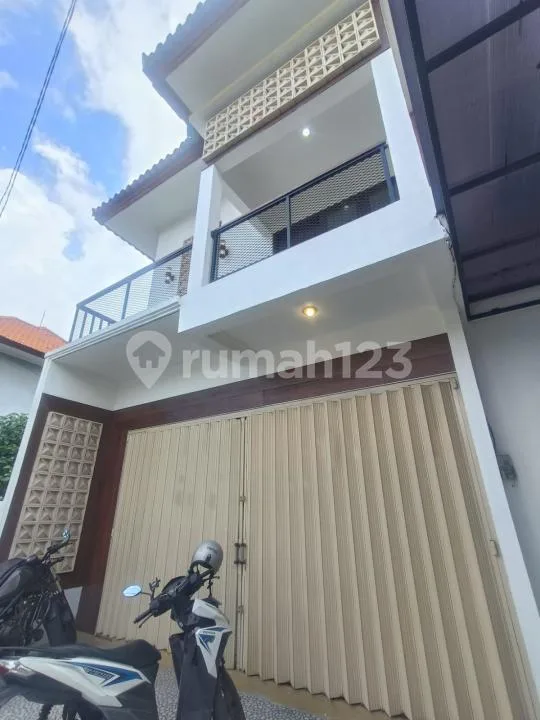 Ruko Hook Siap Huni & Strategis di Tangkubah Perahu Denpasar Barat - Bali in Bali