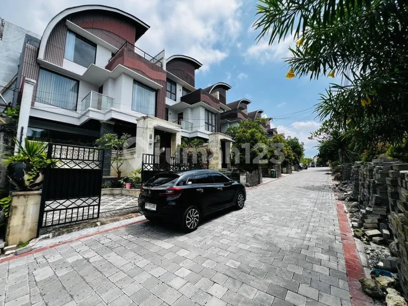 Dijual Villa Modern di Semer, Kerobokan, Badung - Real Estate in Bali