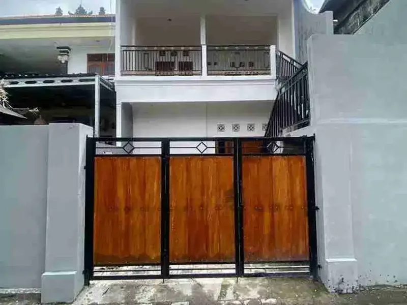 Rumah 2 Lantai Siap Huni di Jalan Merpati Denpasar Barat - Real Estate in Bali