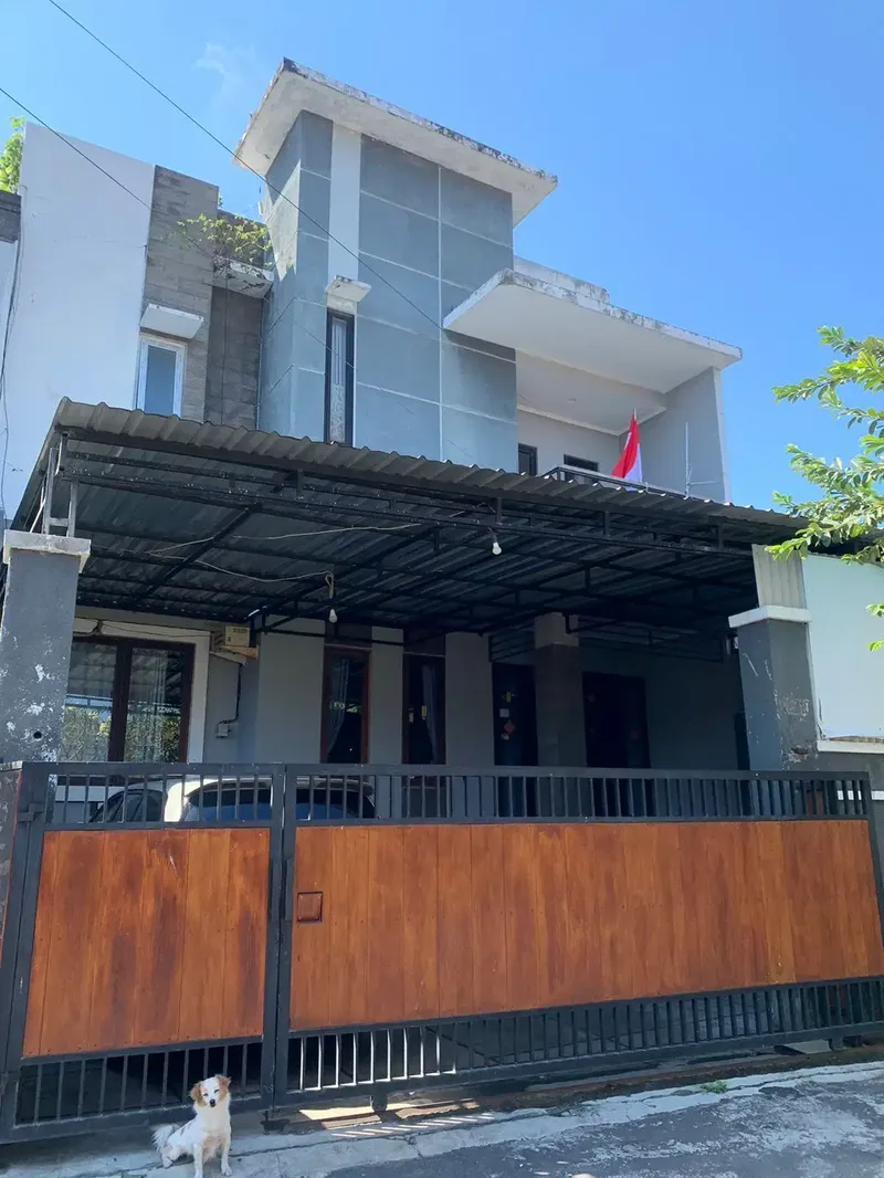 BUC Dijual Segera Rumah Full Furnished Sangat Terawat di Renon - Real Estate in Bali