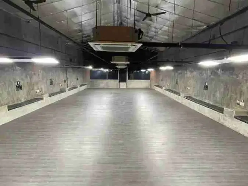 sewakan min 5 th gedung ex Coffee shop bilyard di jln Waturenggong Denpasar dekat kampus Unud - Real Estate in Bali