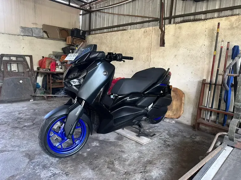 Xmax 2024 hitam original nol spet - Vehicles in Bali