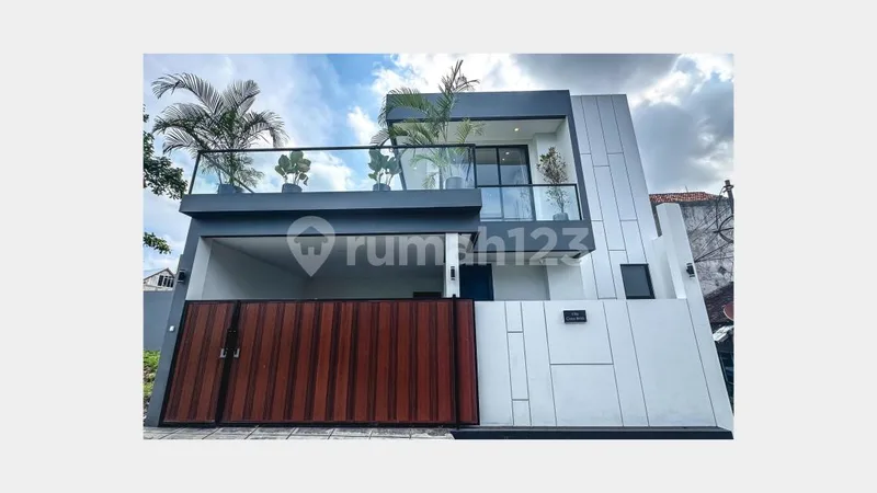 Villa 3 BR Luxurious Modern Villa In Canggu - Bali in Bali