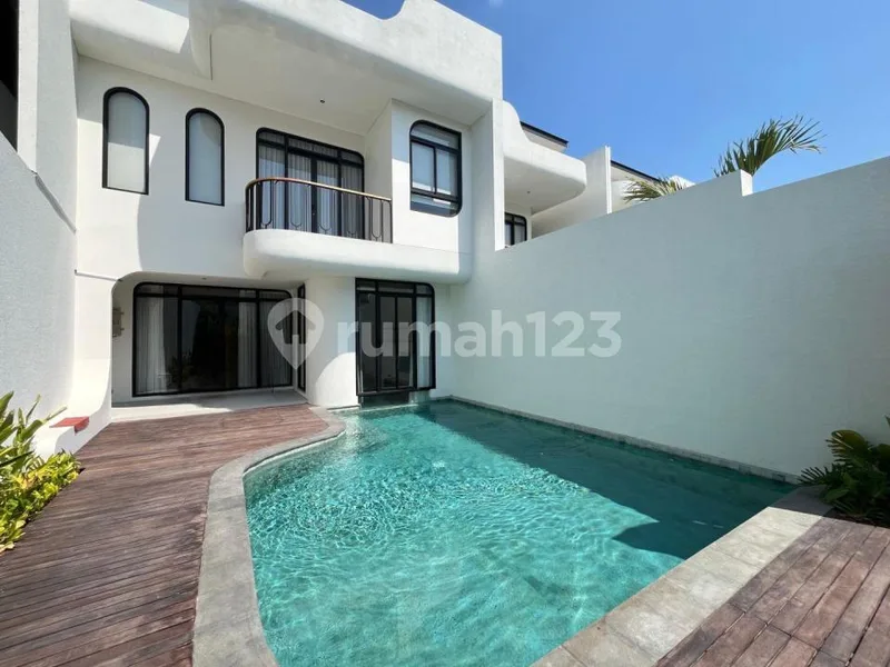 Brand New Modern Villa Complex In Strategic Location In Berawa - Real Estate in Bali