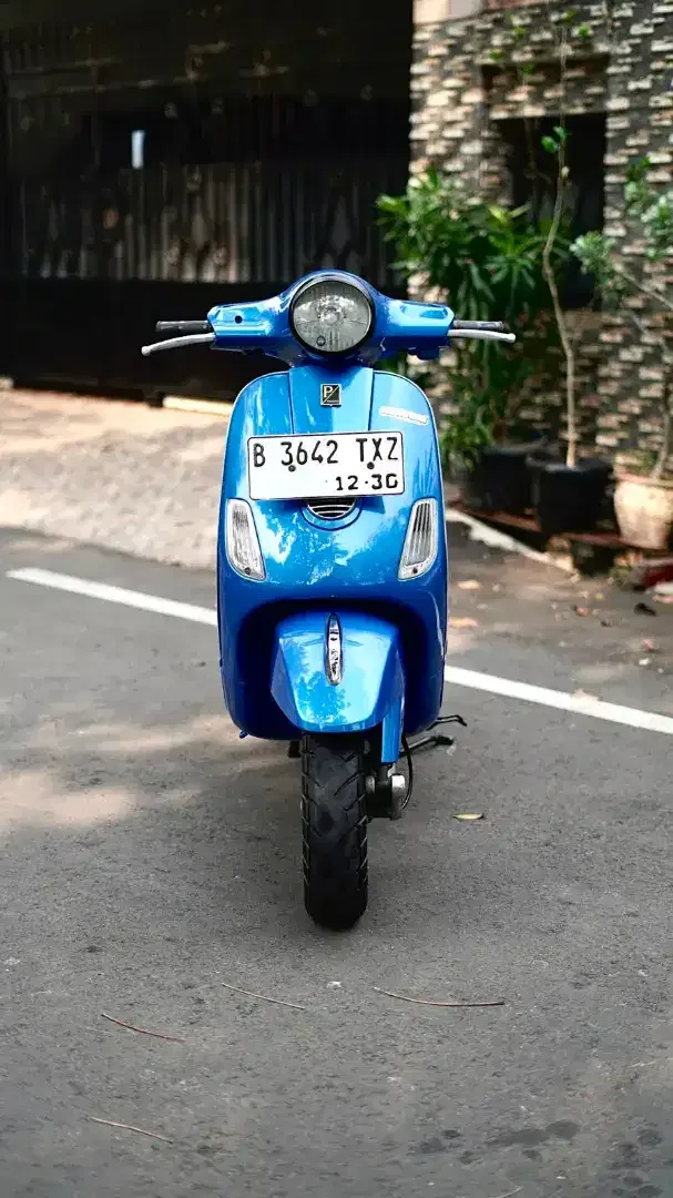 VESPA LX 150 3V 2013 BIRU - TERMURAH - Vehicles in Bali