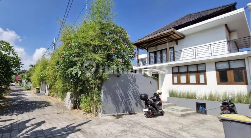 Beautiful Luxury 3 Bedroom Villa In Jl. Petitenget Kerobokan Ideal For Family Living - Real Estate in Bali