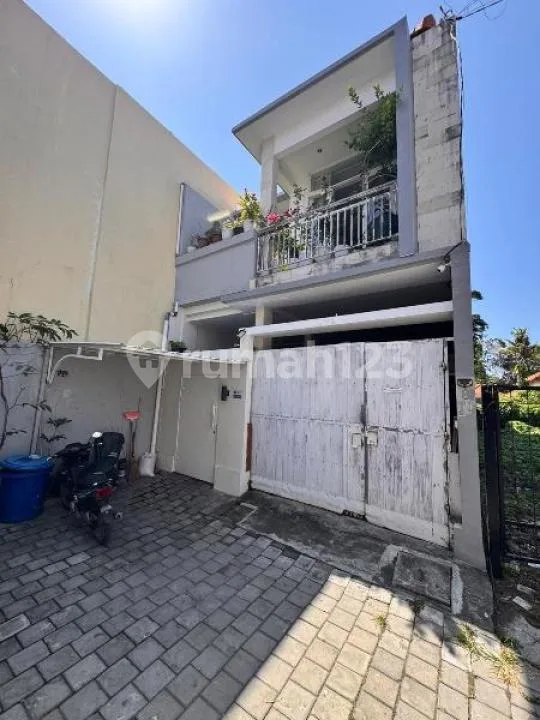 Rumah Furnished 2 LT 3 KT Sudamala Sanur Kauh Densel - Bali in Bali