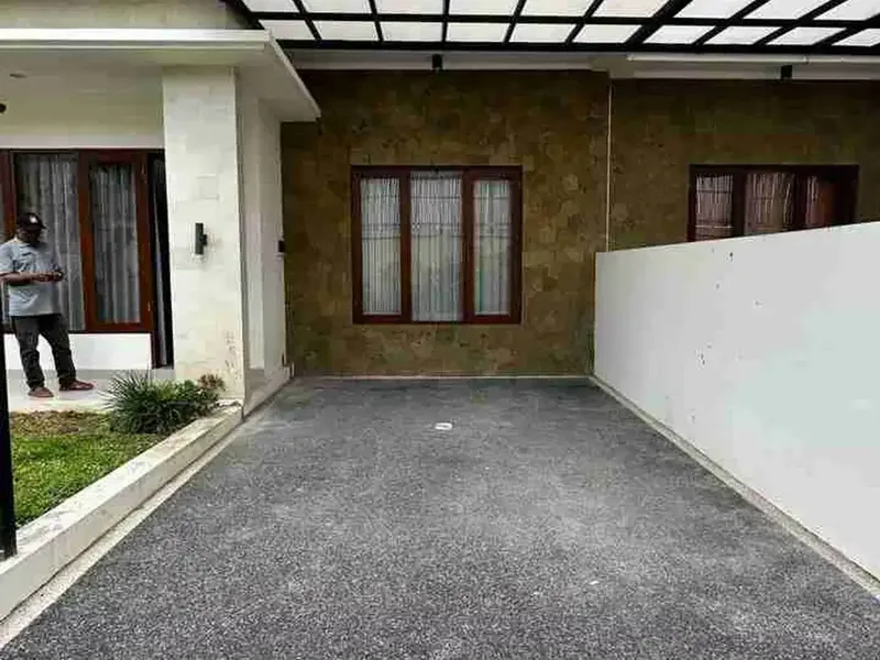 Rumah Disewakan One Gate Fully Furnished Di Seminyak. Sewa untuk tahunan. - Real Estate in Bali