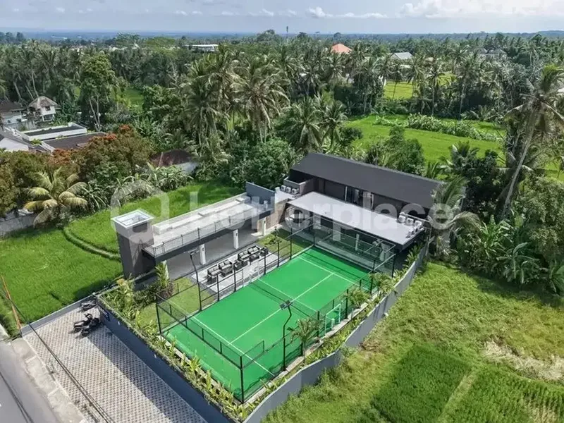 Exceptional 6-Bedroom Contemporary Villa in Ubud Featuring a Private Padel Court, Swimming Pool & Breathtaking Rice Field Panorama - Bali in Bali