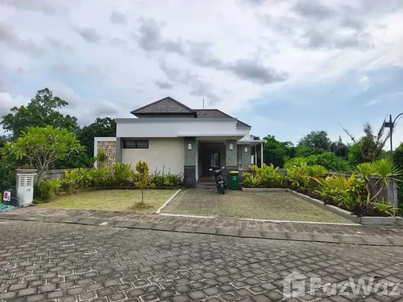4 Bedroom House for sale in Denpasar Timur, Bali - Real Estate in Bali