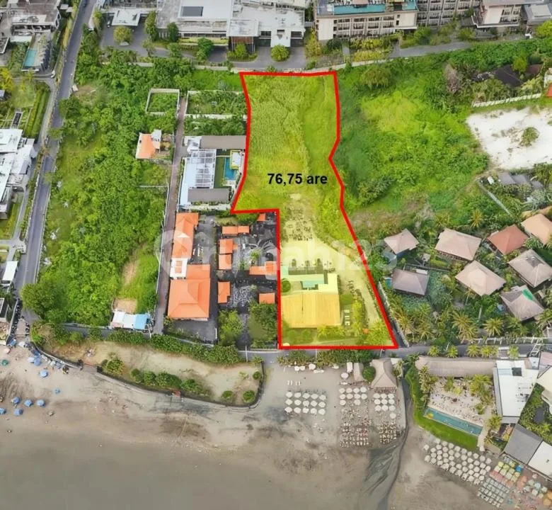 Tanah Beachfront Premium 76,75 Are di Pantai Batubolong Canggu - Real Estate in Bali