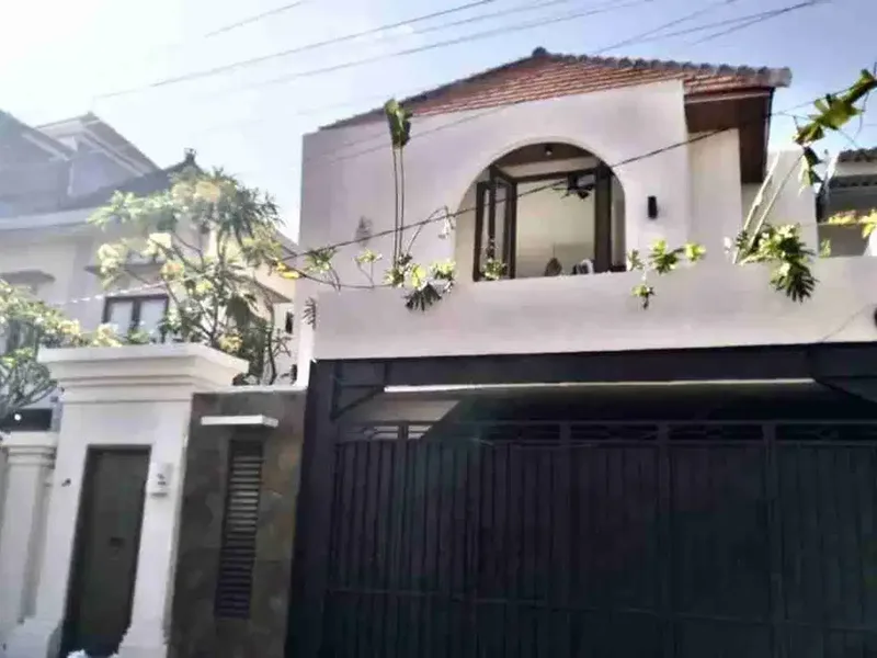 Villa Modern Tropical Pengiasan Sanur For Sale - Bali in Bali