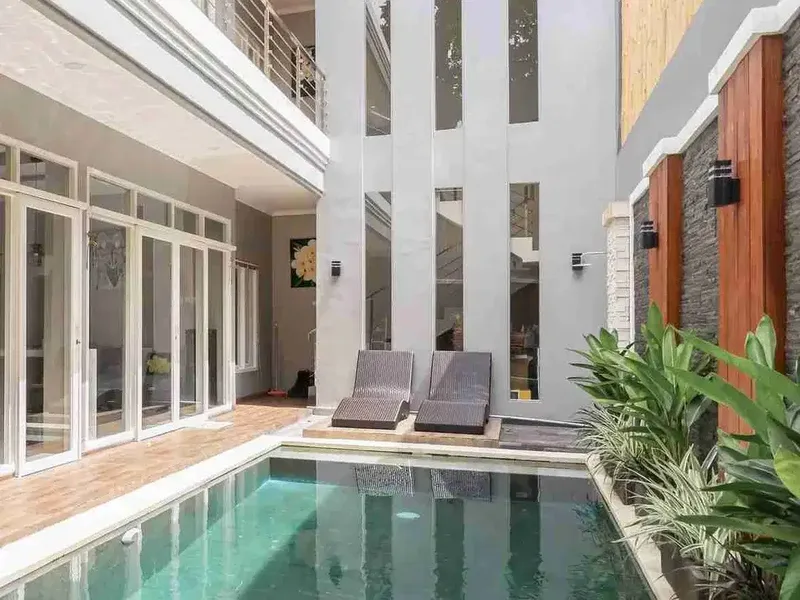 JUAL VILLA FULL FURNISH KEROBOKAN NEAR CANGGU - Bali in Bali