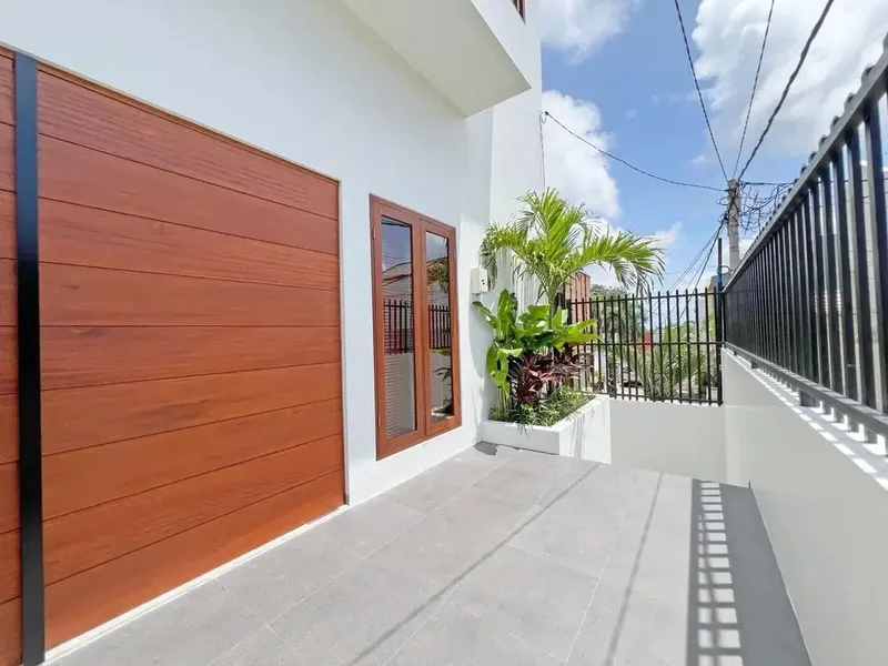VILLA BRAND NEW MODERN 3BR LOKASI STARTEGIS AREA UNGASAN BALI - Real Estate in Bali