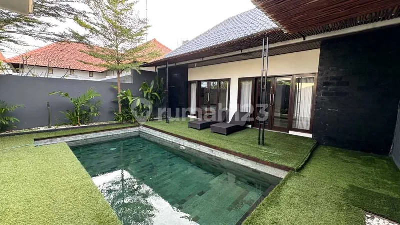Villa Privat Pool In Strategic Location - Real Estate in Bali