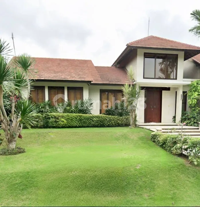 Rumah Mewah Dikawasan Elit Teras Ayung Gatsu Timur Denpasar - Bali in Bali