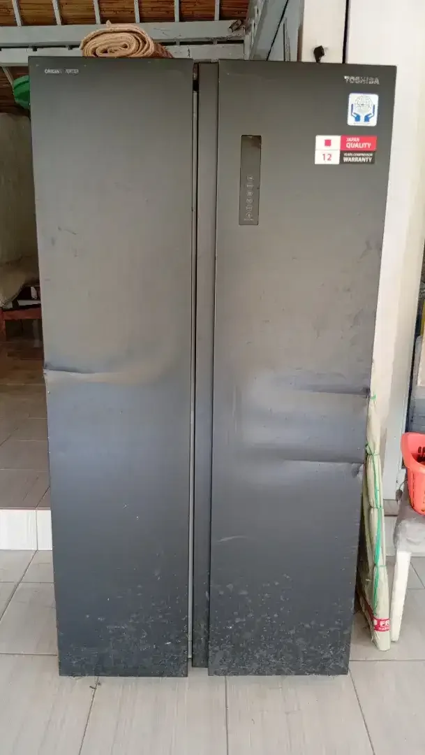 Kulkas Toshiba 555L - GR-RS696WE / Kondisi mati total - Home & Garden in Bali