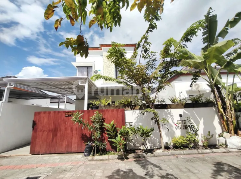 Rumah Villa 2 Lantai Bangunan Baru Kampial Benoa - Bali in Bali